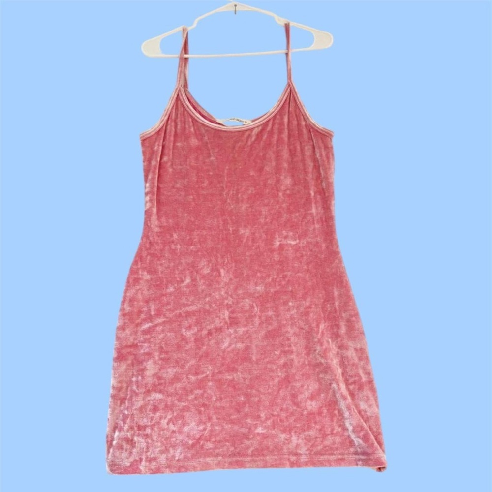 y2k Victoria’s Secret Pink Velvet Slip Dress